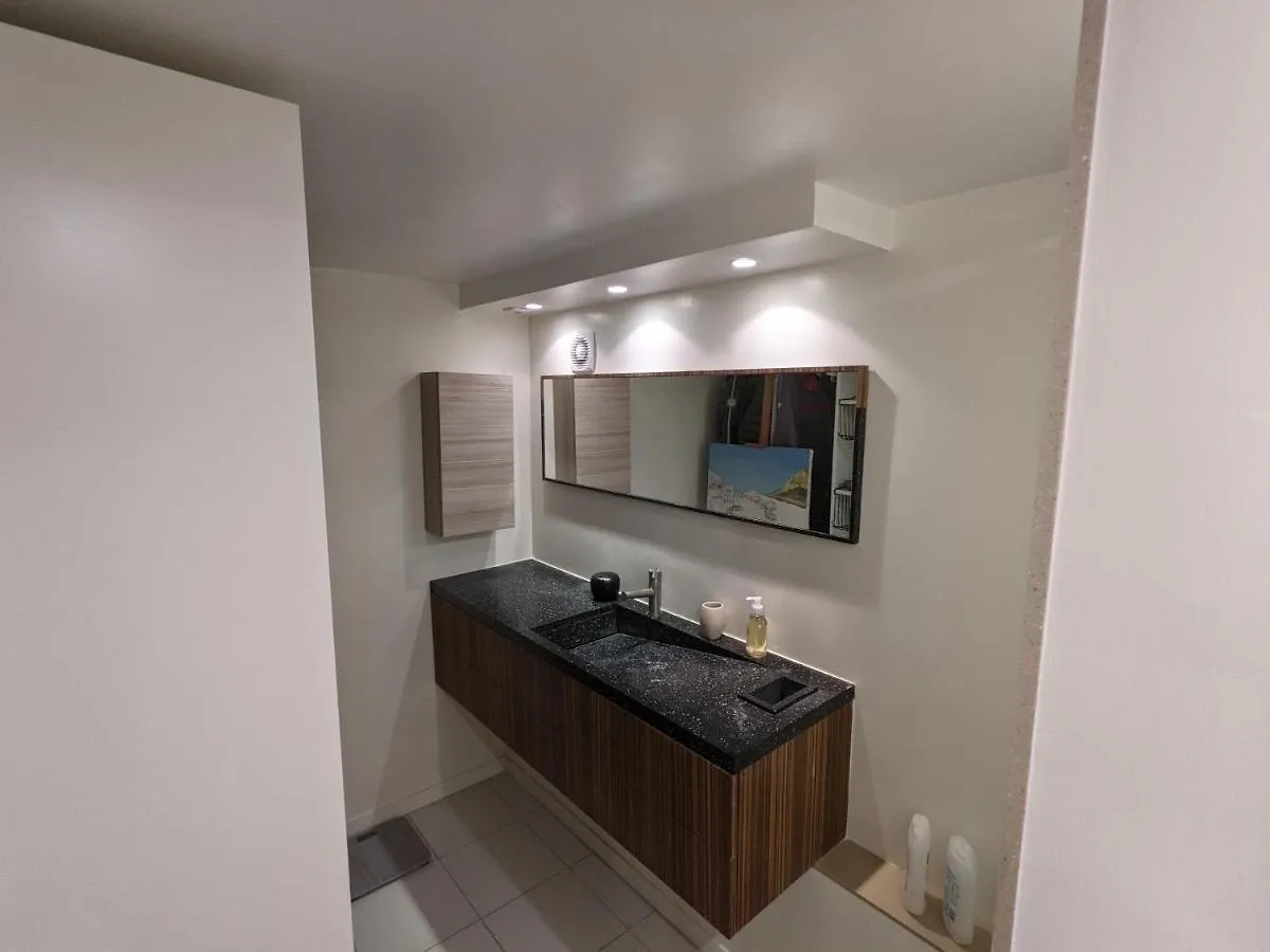 Studio Independant, Acces Piscine لو كاستليت