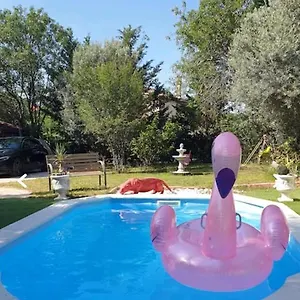  Hébergement de vacances Hollidays Piscine Et Jardin