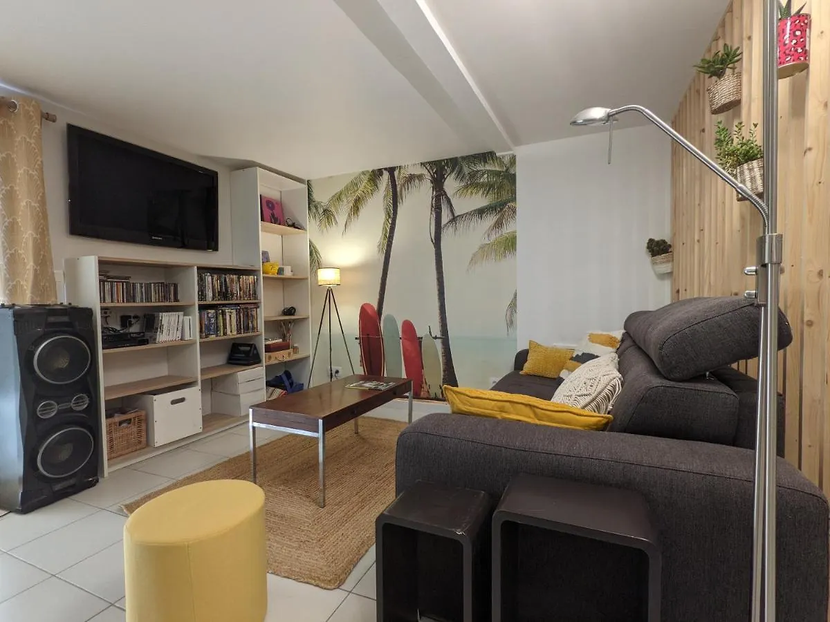 Studio Independant, Acces Piscine Le Castellet  France